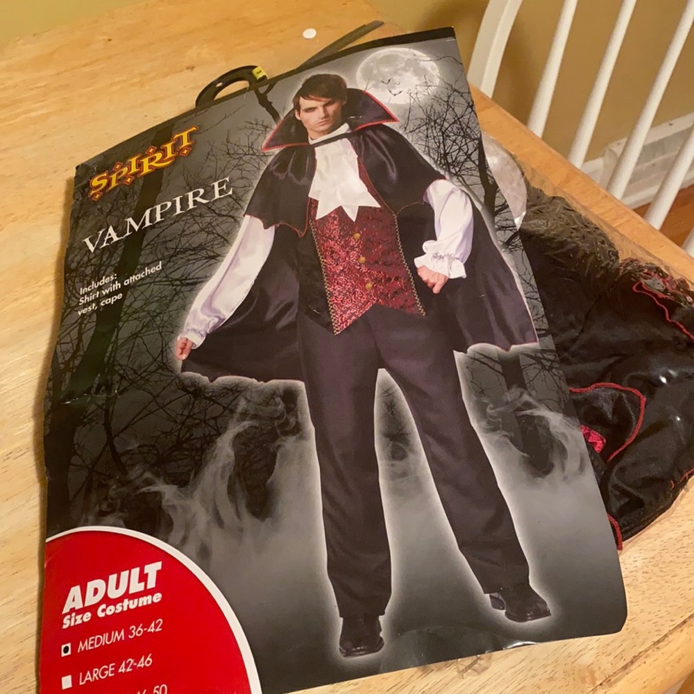 Lightly used men’s vampire costume